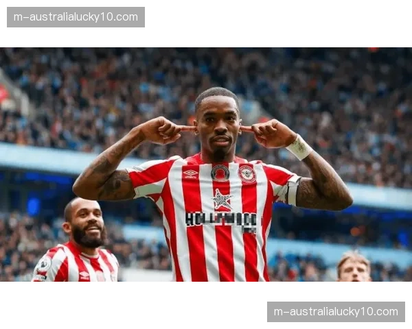 伊万托尼布伦特福德锋线核心身价500万 英格兰中锋技术特点